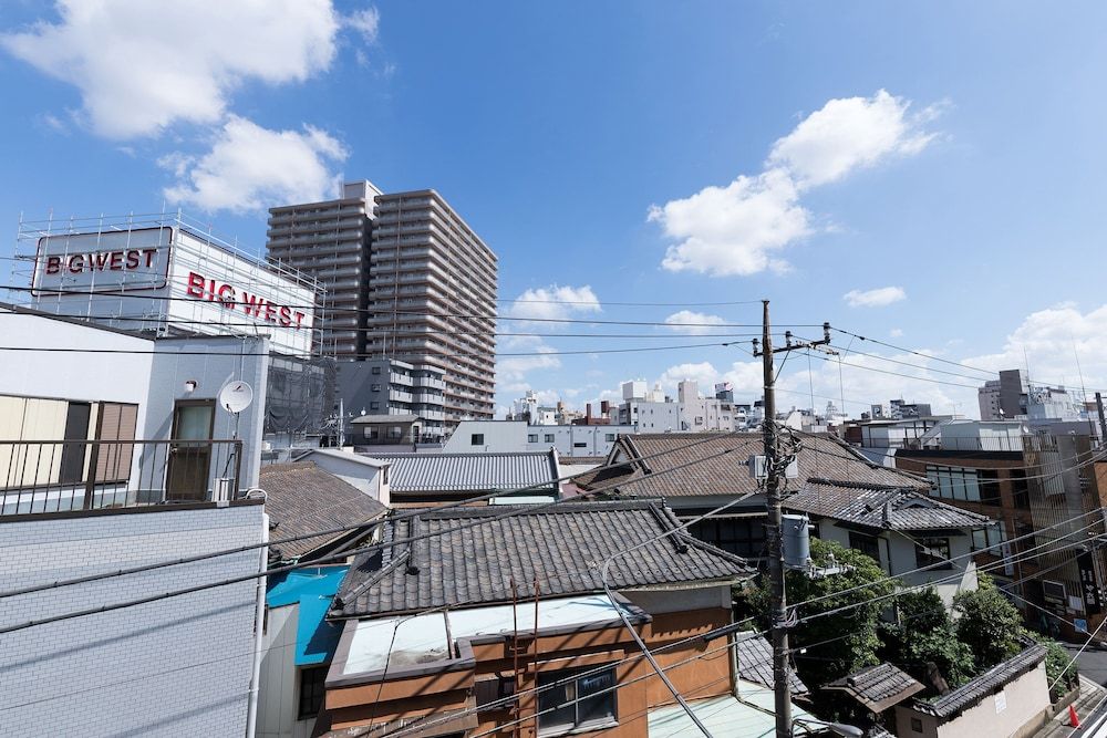 undefined Hotel Toka 9