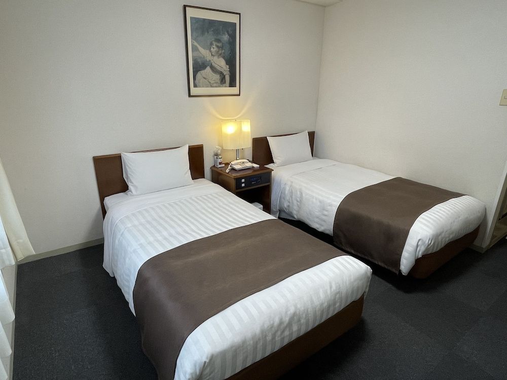 Twin Room (No Cleaning), Non Smoking