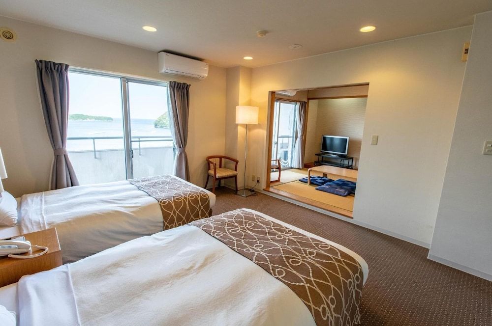 Panoramic Room