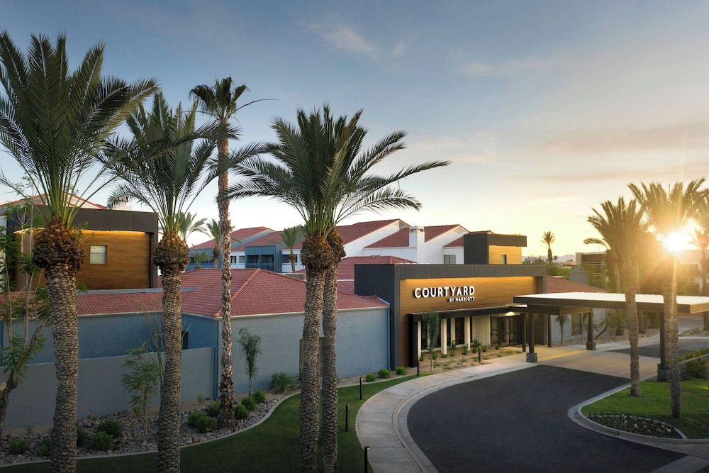 undefined Courtyard by Marriott Phoenix Mesa 4