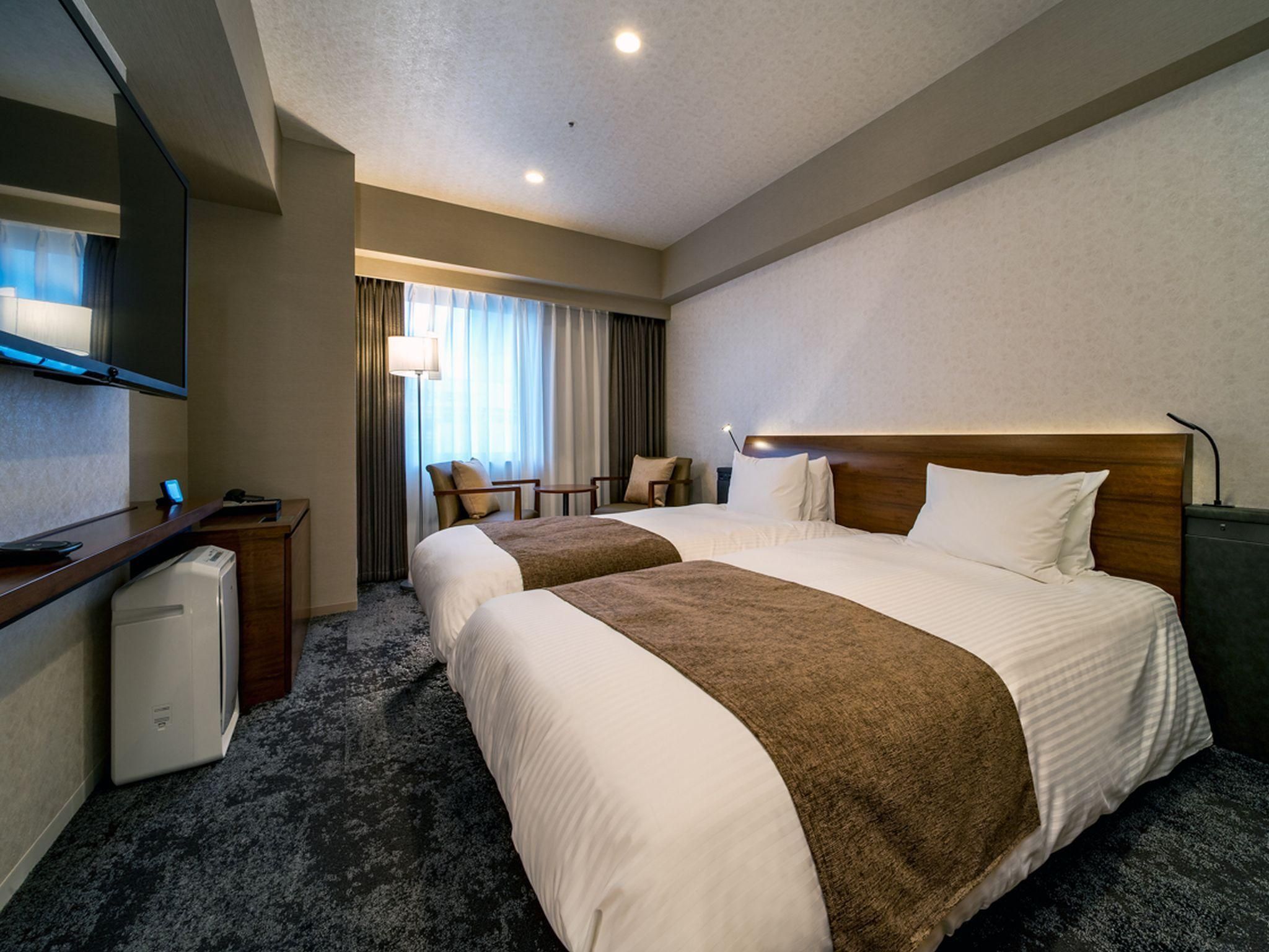 Moderate Twin Smoking