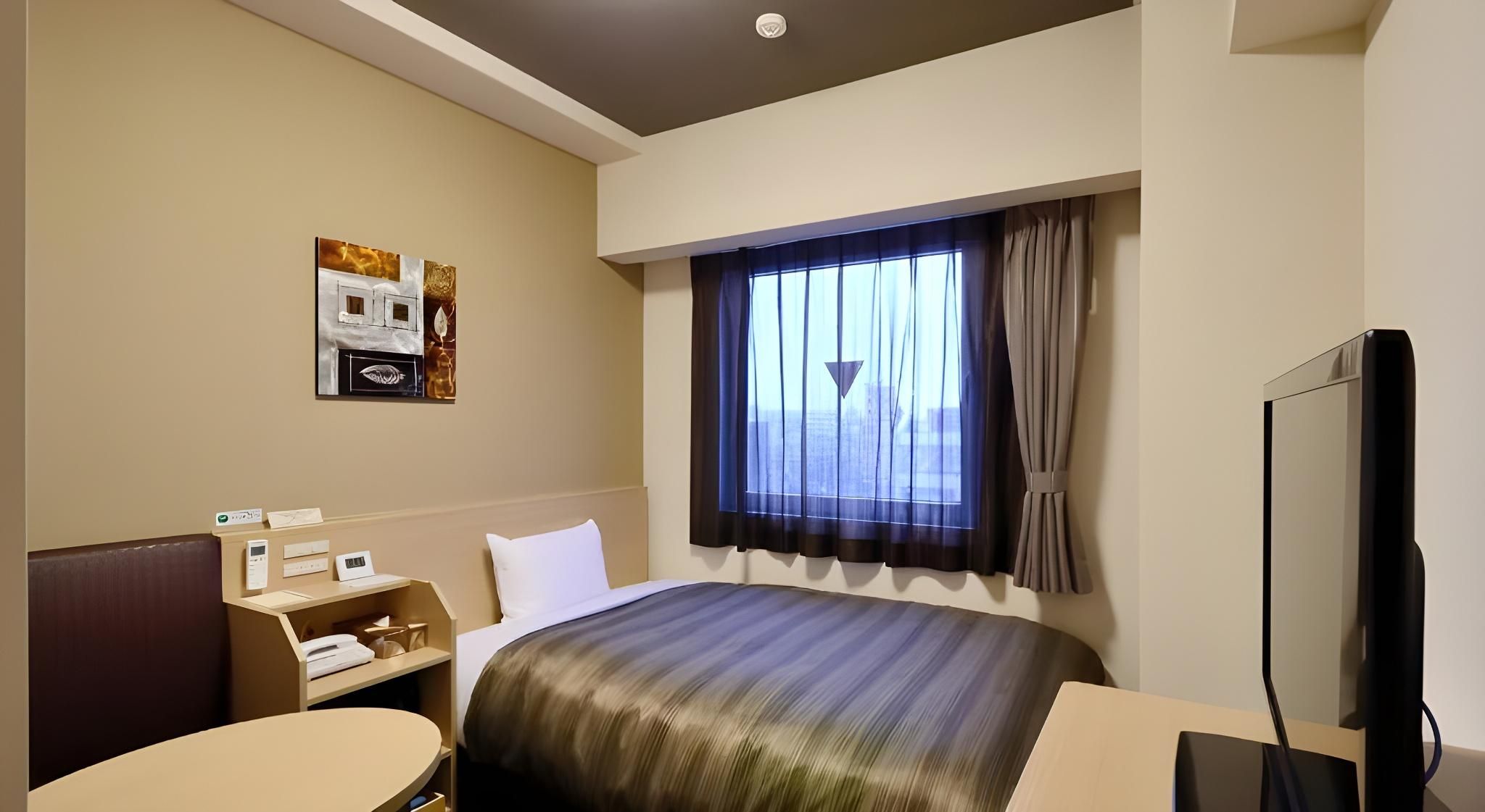 Single Room - Non-Smoking