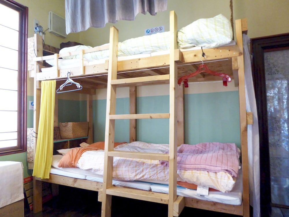 Standard Shared Dormitory, Women only, Non Smoking