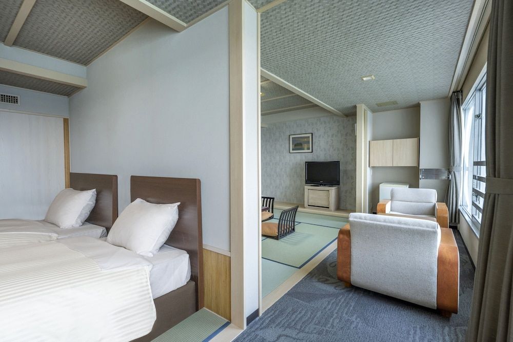OCEAN Deluxe Japanese Western (10Tatami+TW) (Non-smoking)