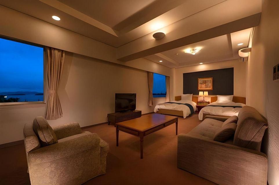 Junior Suite - Non-Smoking