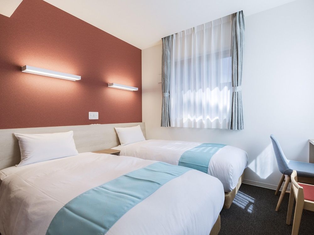 Twin Room, Non Smoking, Light Breakfast Included