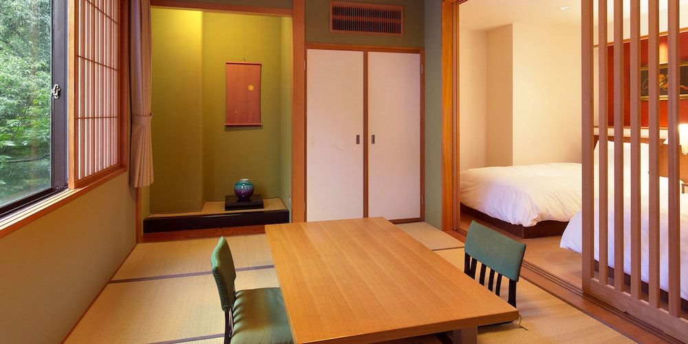 High-Grade Japanese-Western Room [Hoshi] River view, twin beds, with indoor bath Onsen Non Smoking