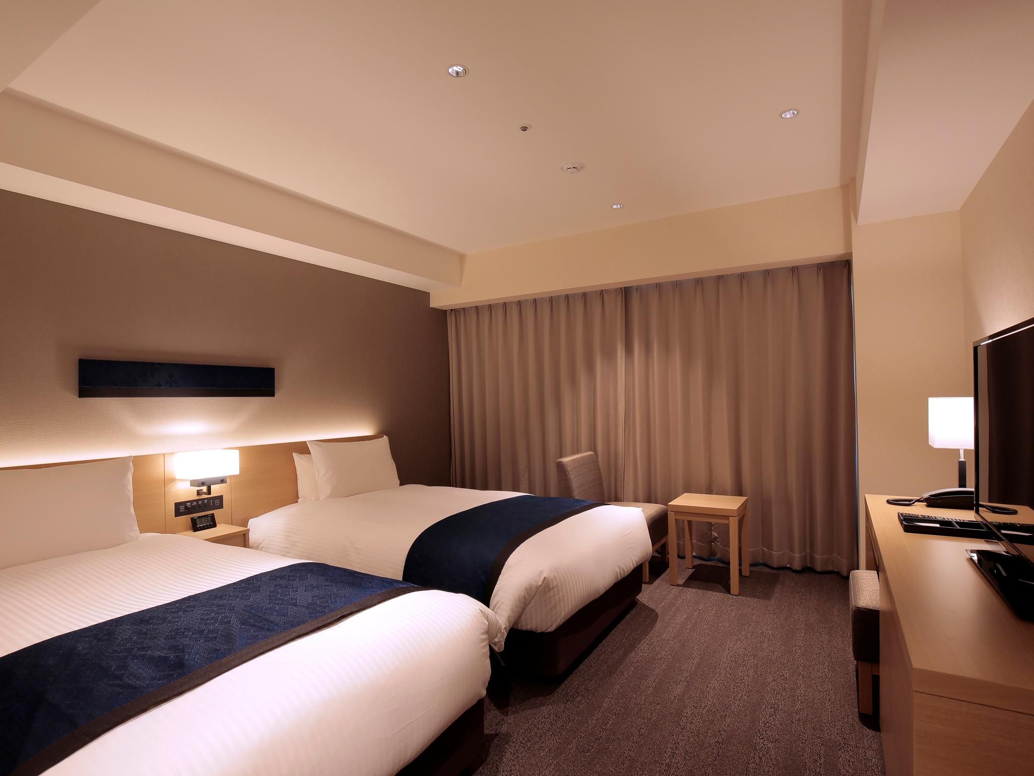 Superior Twin Room - Non-Smoking