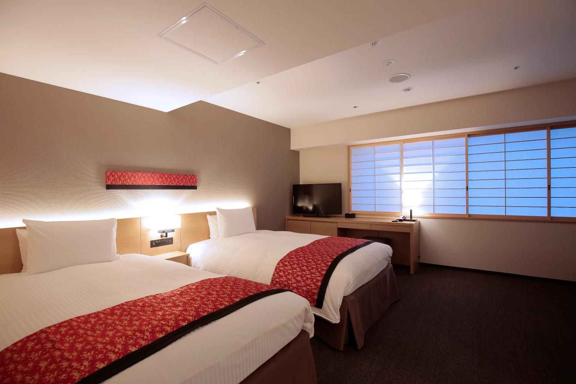 Universal Room with Free access to Lounge - Non-Smoking