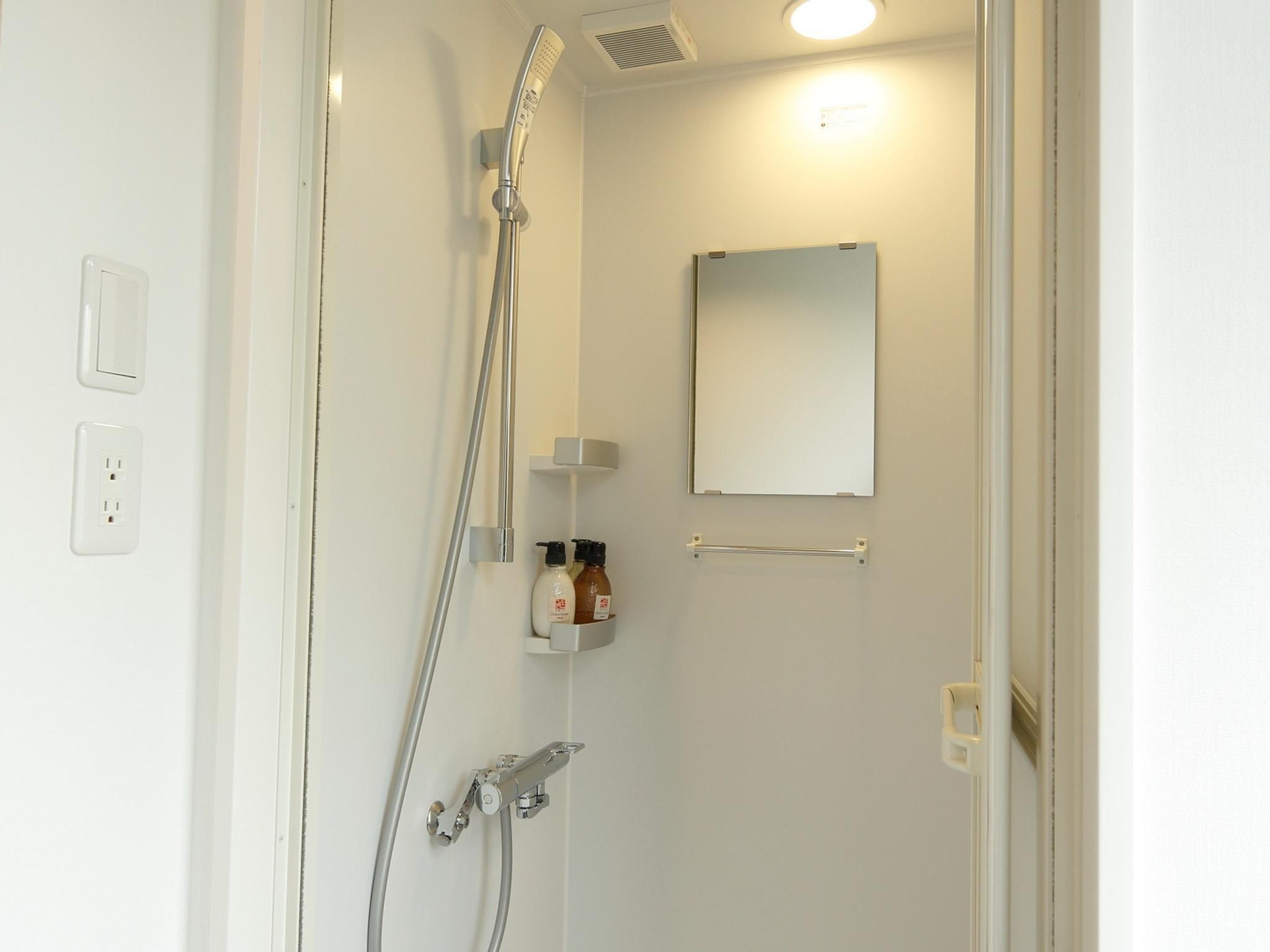Adjoining Single Rooms