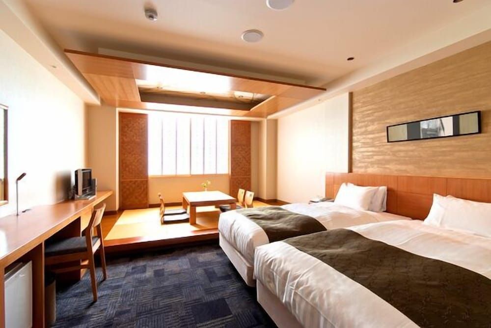Nara Kenko Land Plaza Hotel Deluxe Twin Room with Extra Japanese Futon, Non-Smoking
