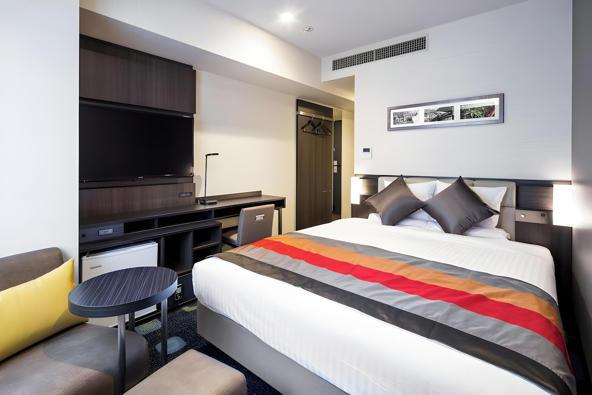 Superior Double Non-Smoking 1 Bed 140 cm x 190 cm
