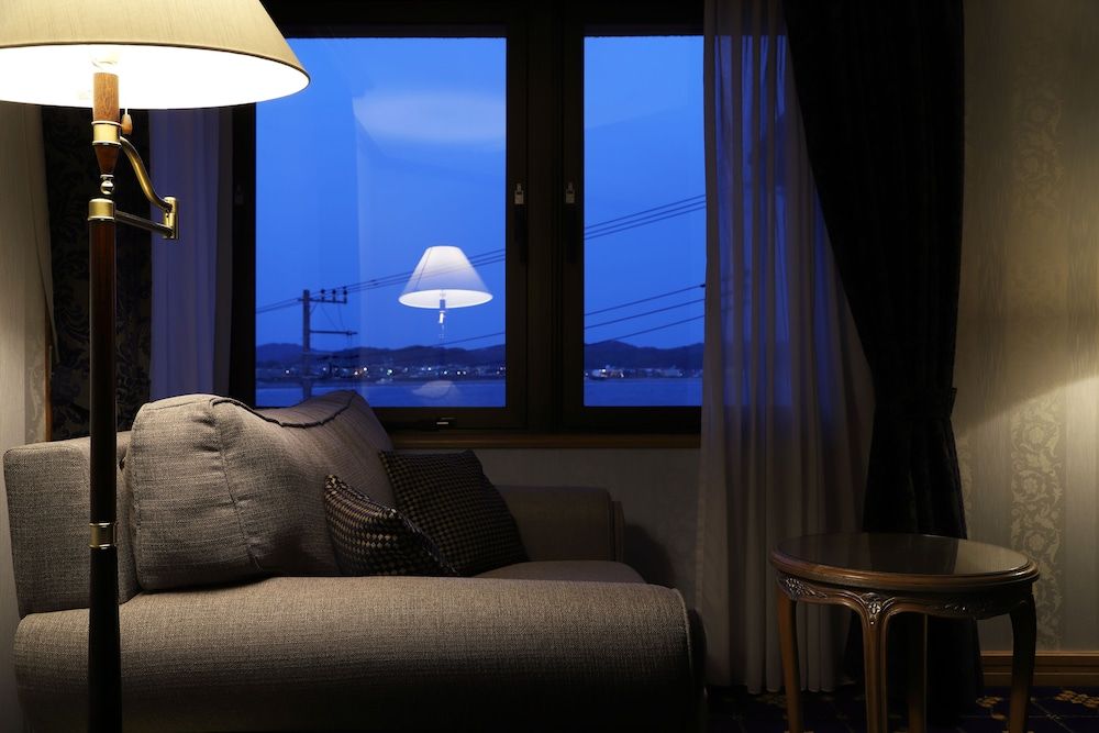 Standard, Twinxl
