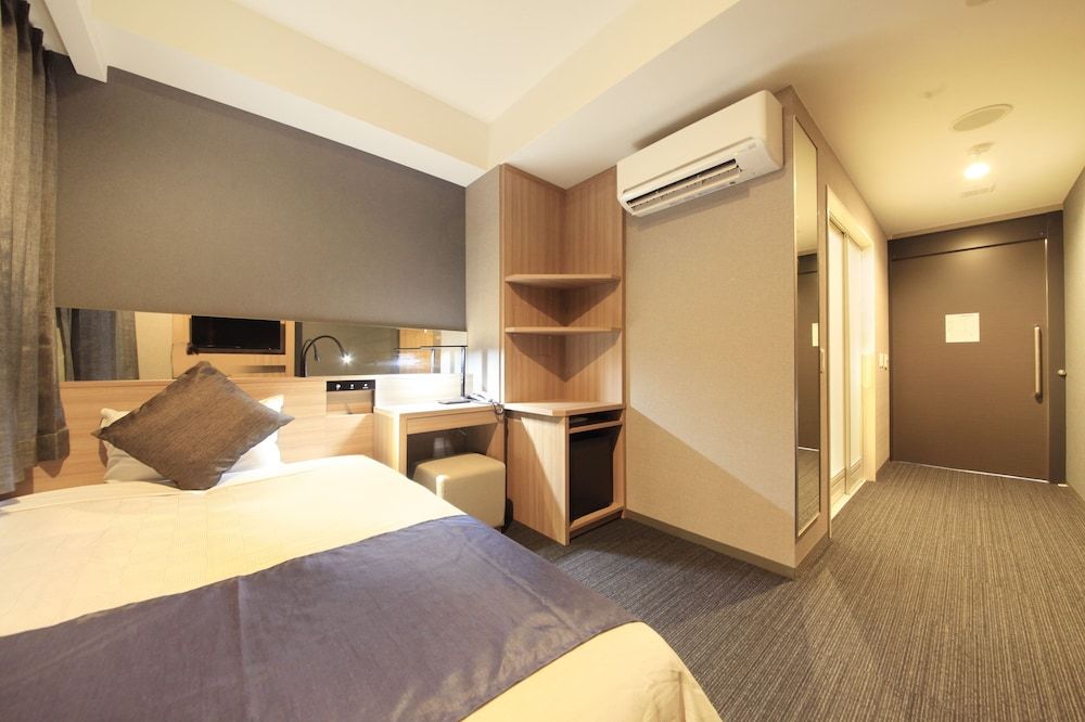 Universal Room