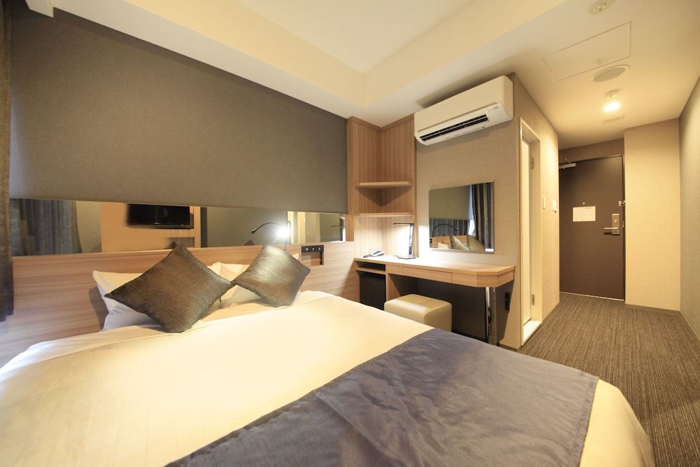 Moderate Double Room, Smoking