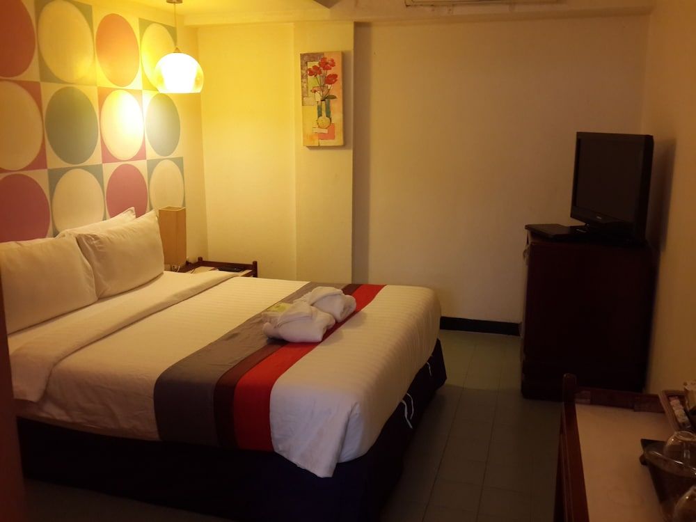 undefined Sawasdee Sukhumvit Inn 2