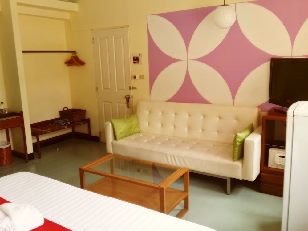 undefined Sawasdee Sukhumvit Inn 8