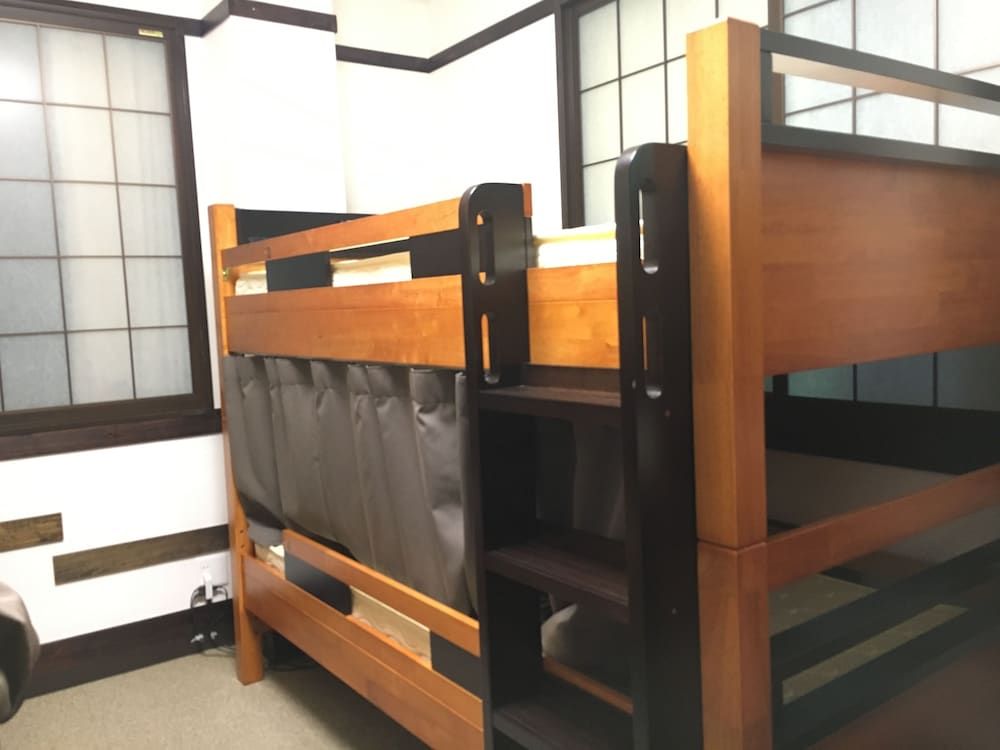 Mix dormitory room D