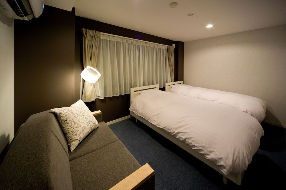 Premium Holiday Living, Non Smoking