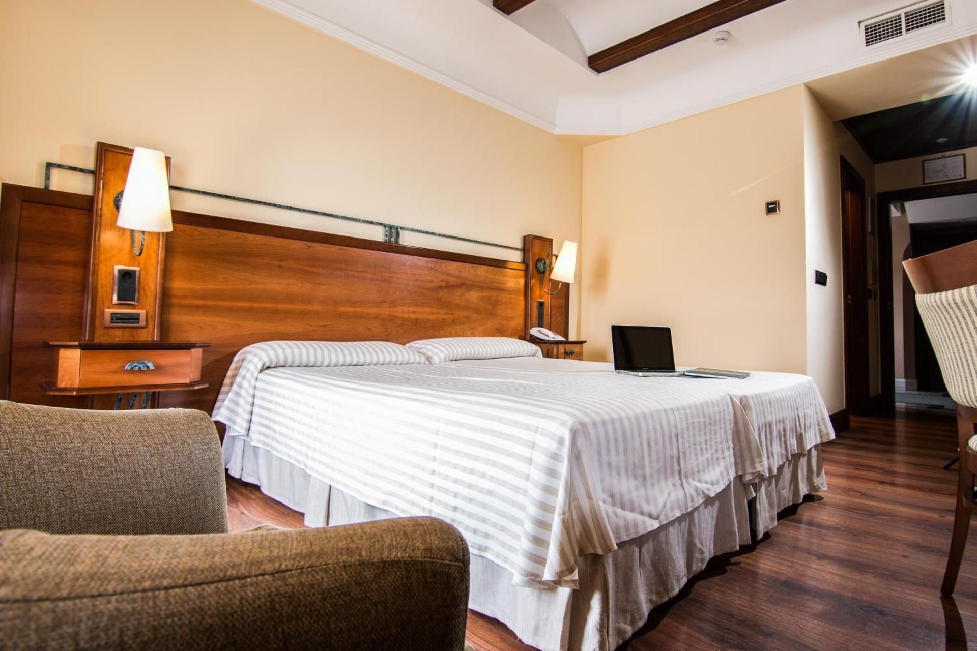 Twin room single use