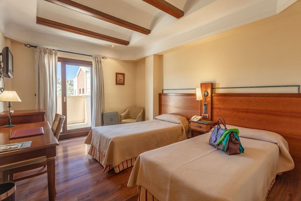 Hotel Abades Guadix Twin Room (Extra bed, 2 adults + 1 child) 3