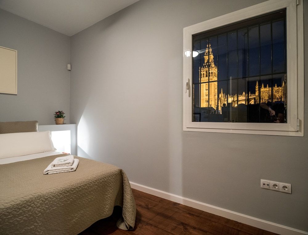 undefined U-Sense Sevilla Santa Cruz 10