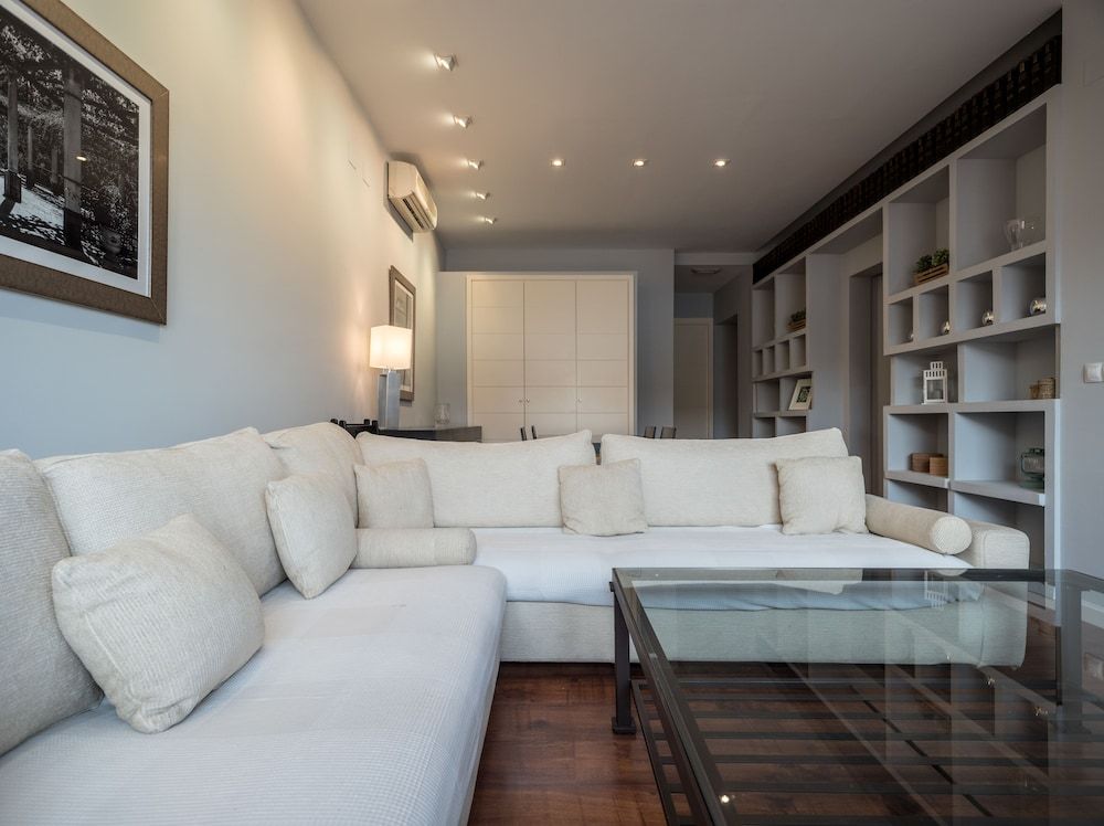 undefined U-Sense Sevilla Santa Cruz 9