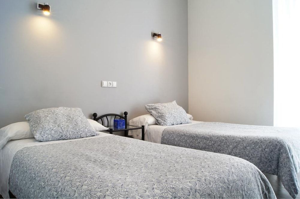 undefined Hostal Cibeles 6