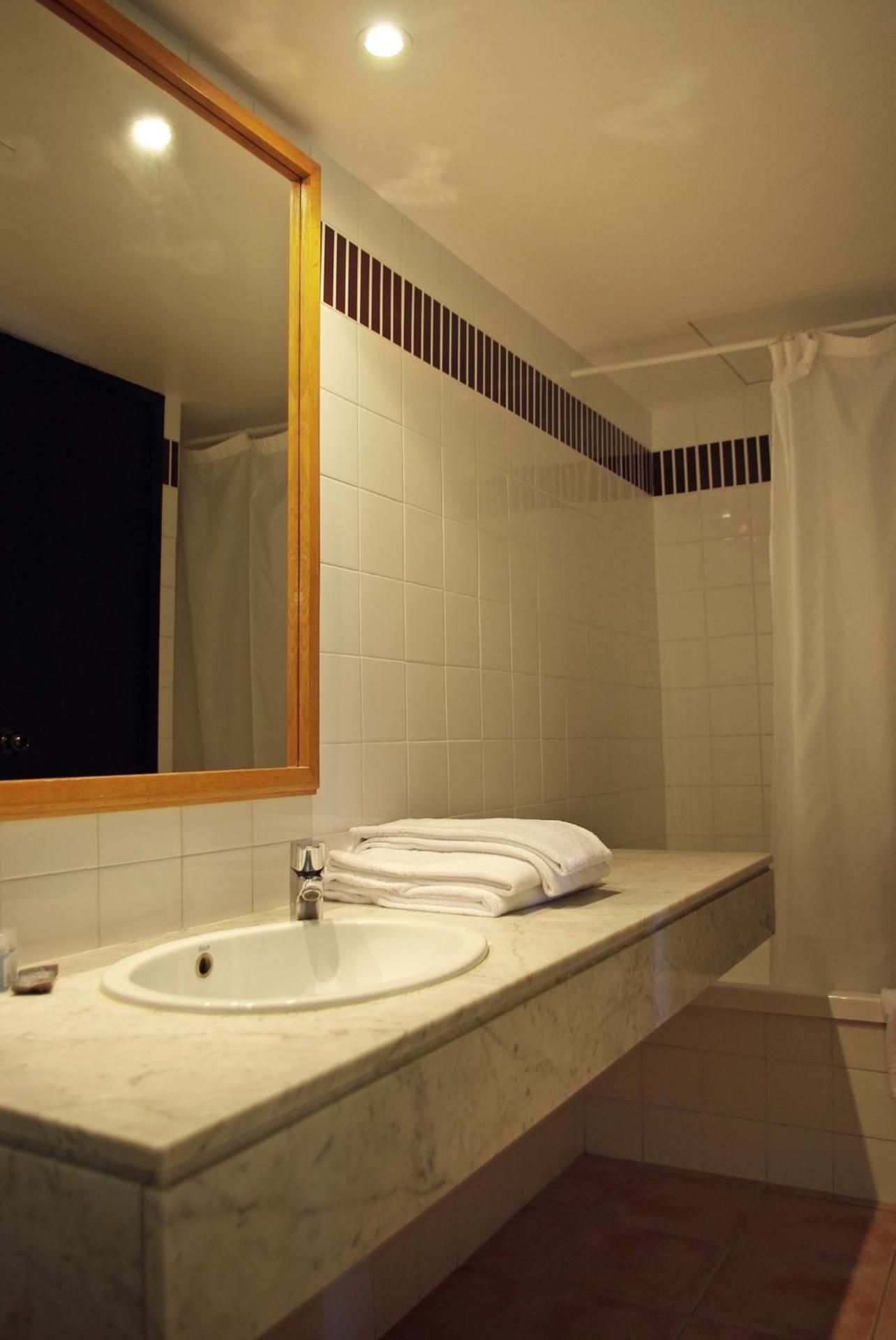 Three-Bedroom Apartment (6 Adults)