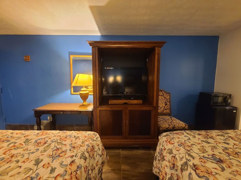 Garden Inn & Extended Stay Shepherdsville / Louisville Double Room, 2 Queen Beds, Non Smoking 19