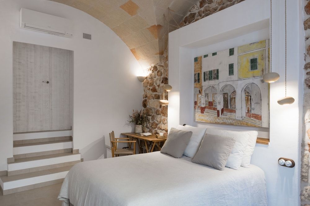 Double Room (Deluxe)
