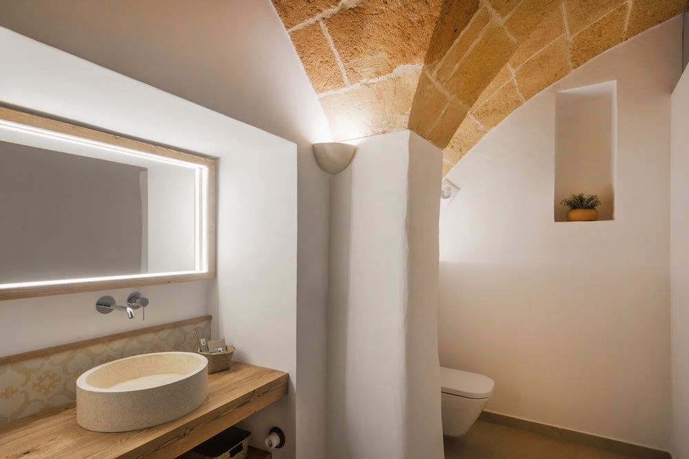 Hotel Nou Sant Antoni Deluxe Suite 4