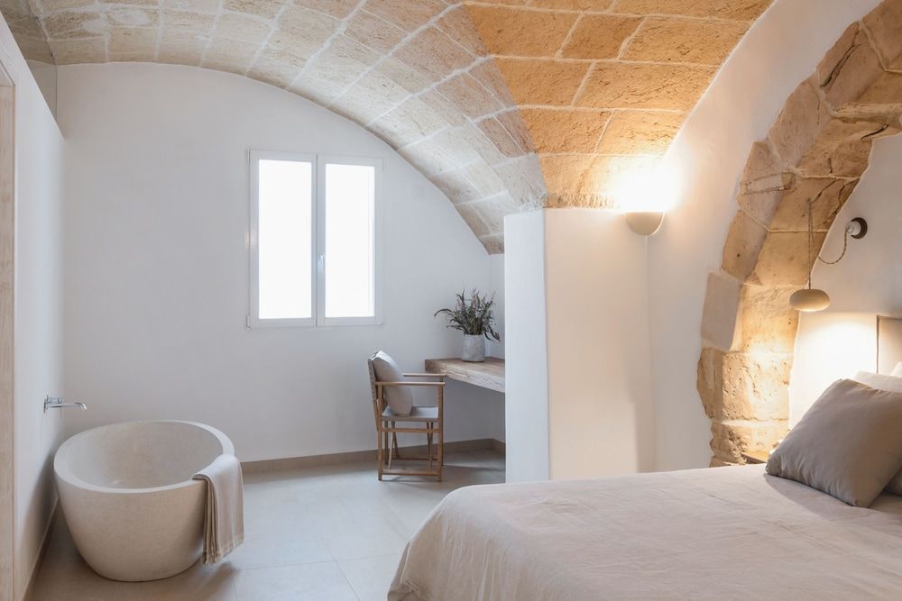 Hotel Nou Sant Antoni Deluxe Suite 6