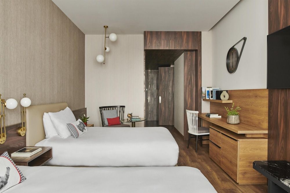 undefined Hyatt Centric Gran Via Madrid 8