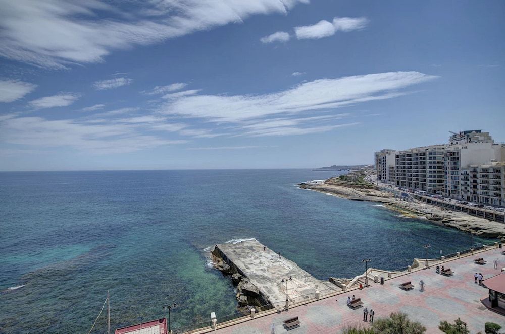 Sliema Chalet Hotel