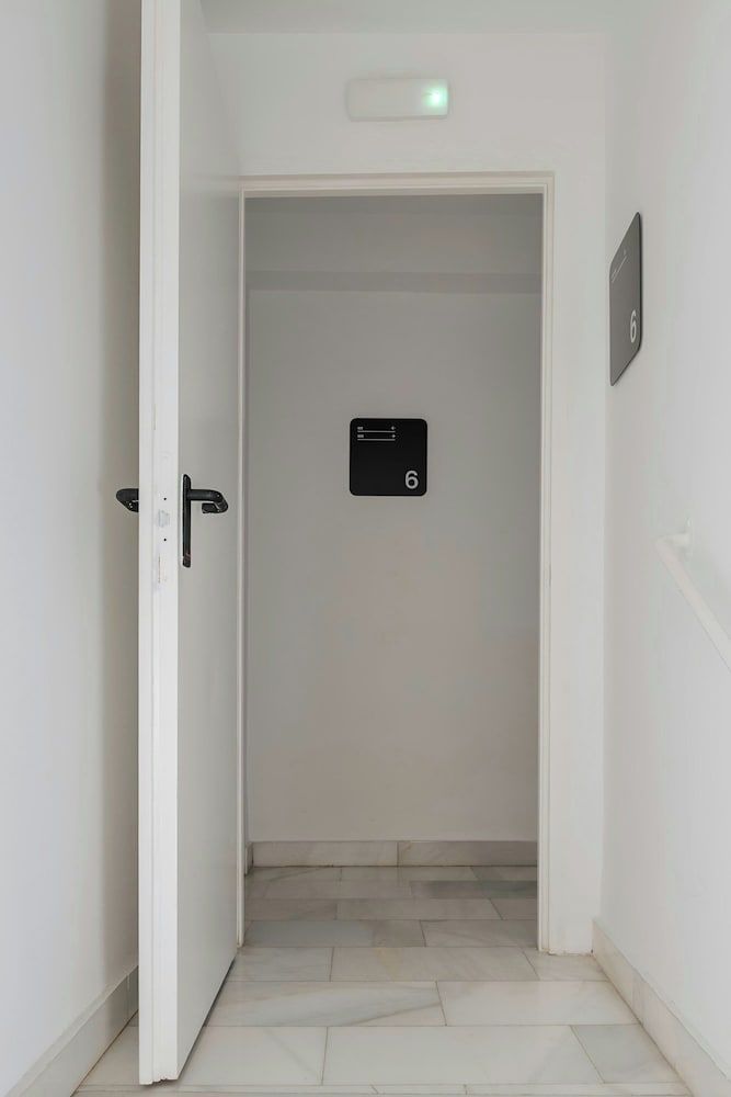 undefined Sonder by Marriott Bonvoy Santa Ana Apartments Las Letras