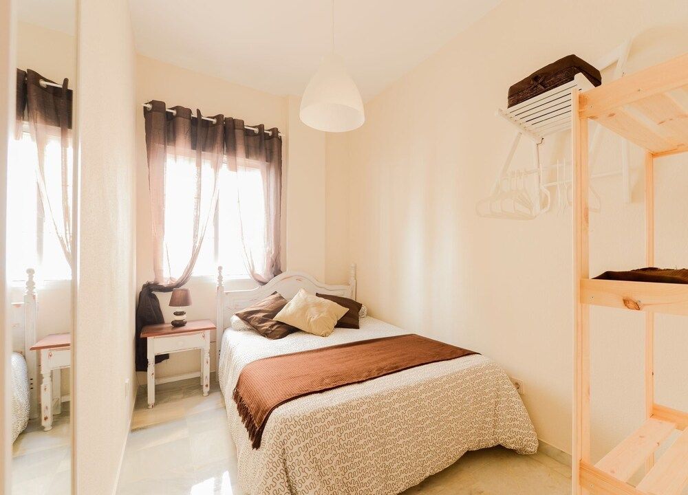 Sevilla Apartments Arrayán Apartment, 3 Bedrooms 6