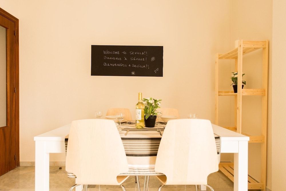 Sevilla Apartments Arrayán Apartment, 3 Bedrooms 12