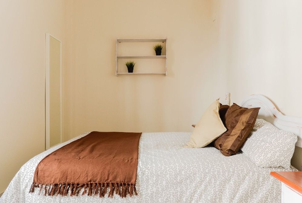 Sevilla Apartments Arrayán Apartment, 3 Bedrooms 8