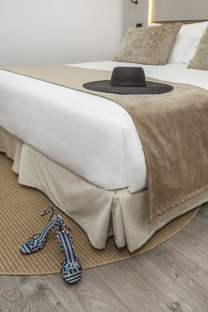 ICON Rosetó Standard Double Room