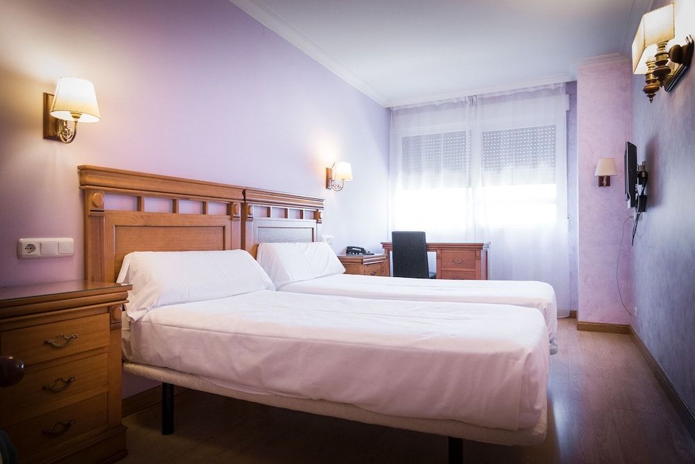 Hotel Abadía Camino Santiago Double Room 3