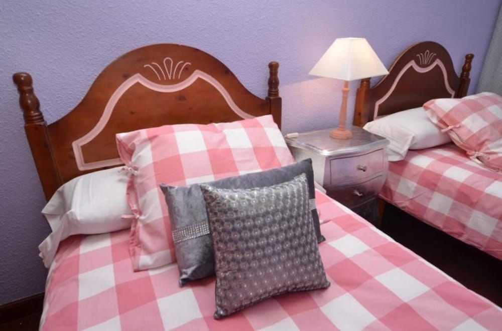 Family Apartment, 2 Bedrooms, Mountain View