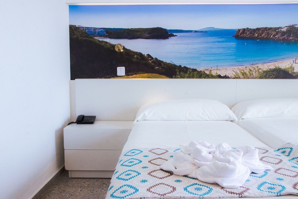 Standard Double Room (1 Adult + 1 Child)