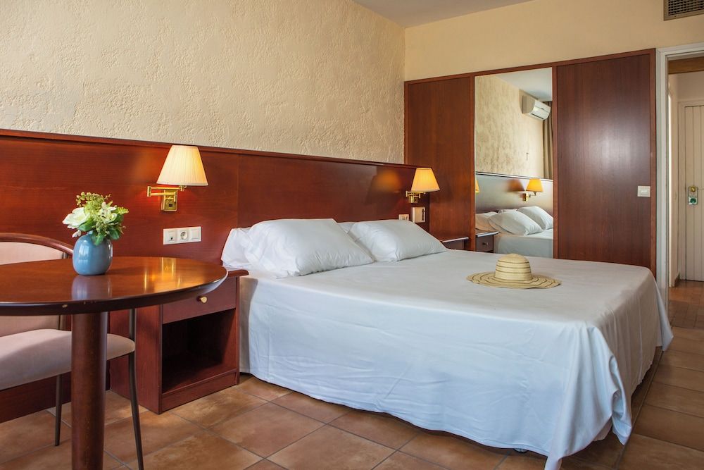 Standard Triple Room, Terrace