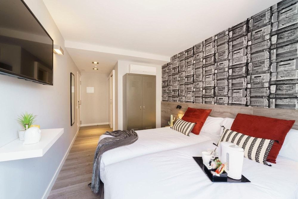 BYPILLOW Wander Twin Room 8