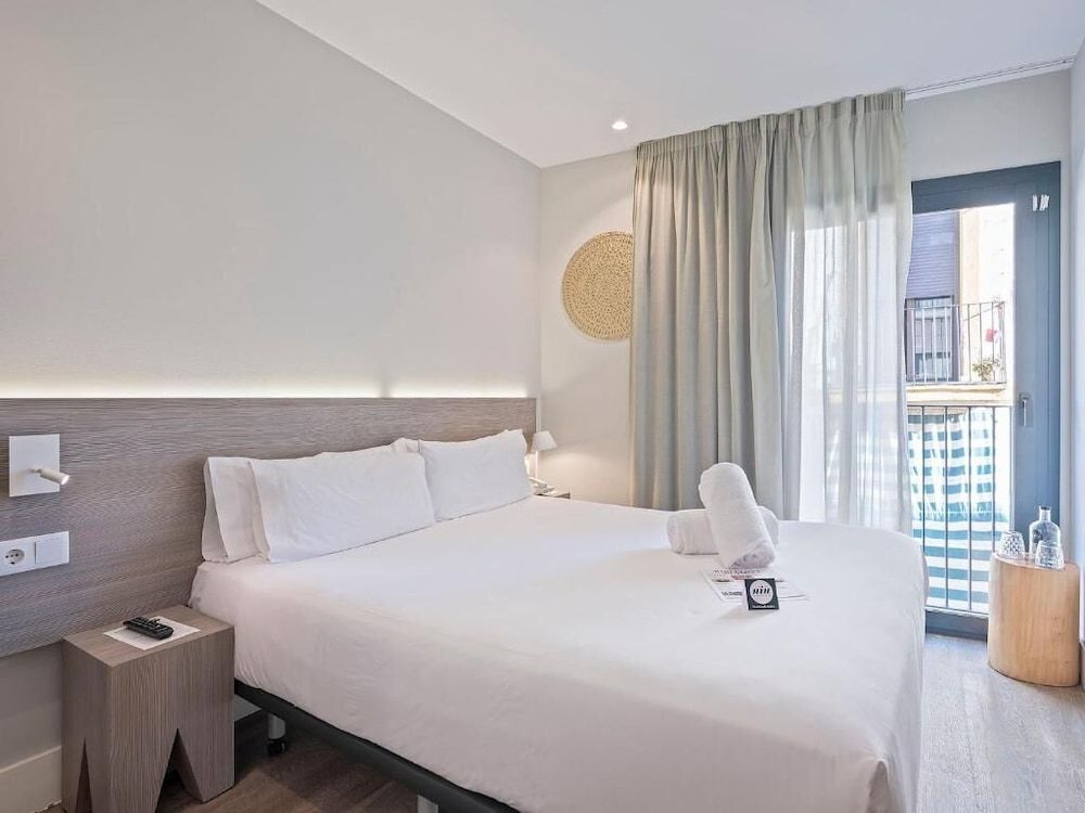 undefined Hotel Niu Barcelona 3