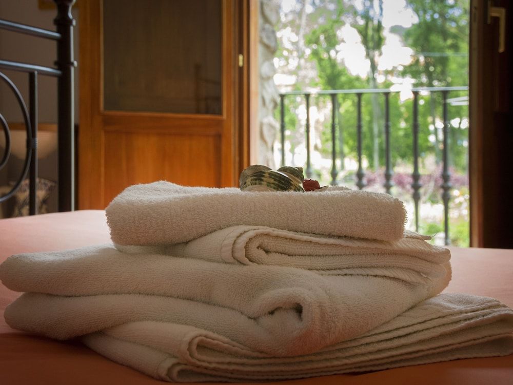 Casa Rural Villa Liquidambar House, Private Bathroom (Villa I) 5