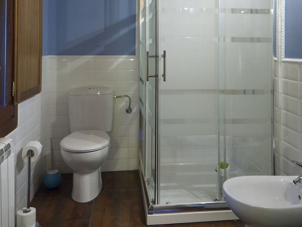 Casa Rural Villa Liquidambar Suite, Private Bathroom 4