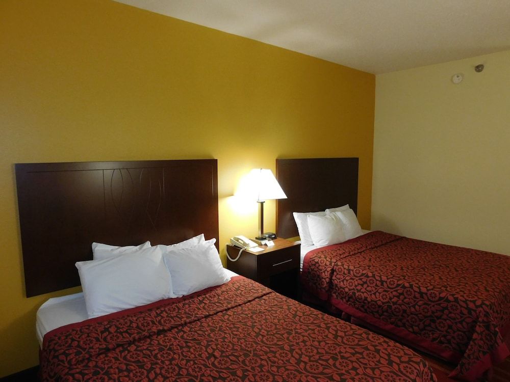 Room, 2 Queen Beds, Non Smoking