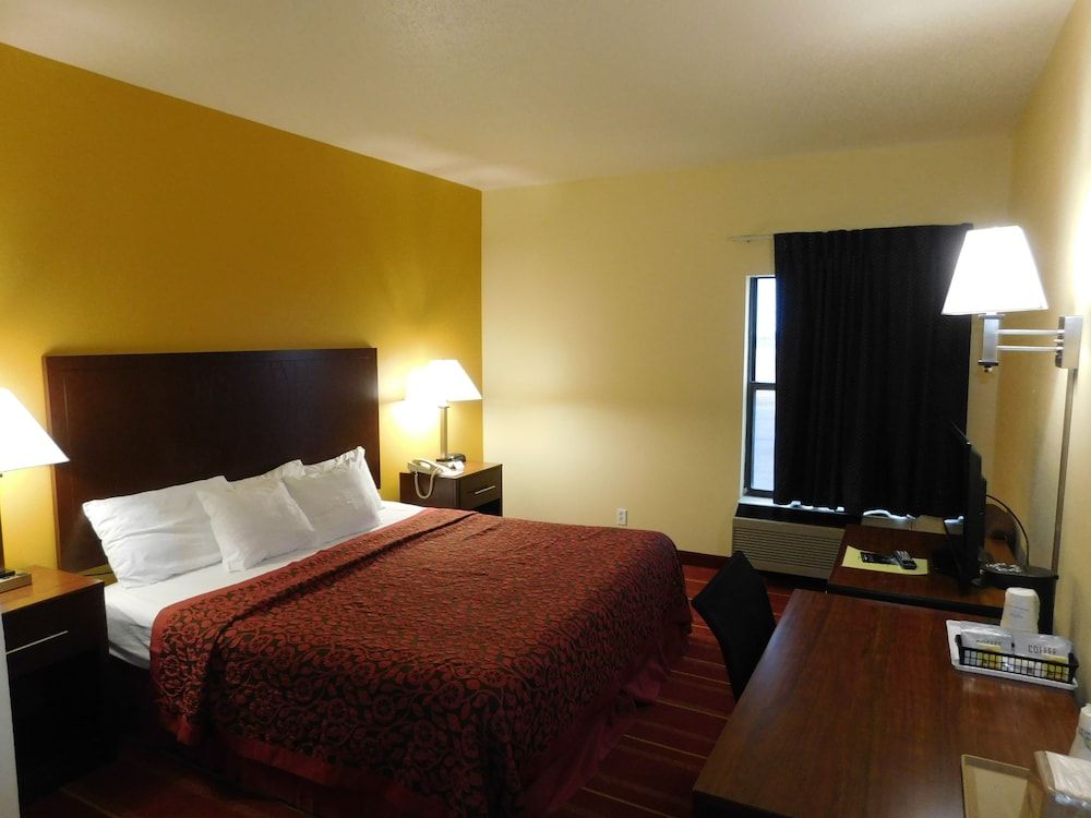Room, 1 King Bed, Accessible, Non Smoking